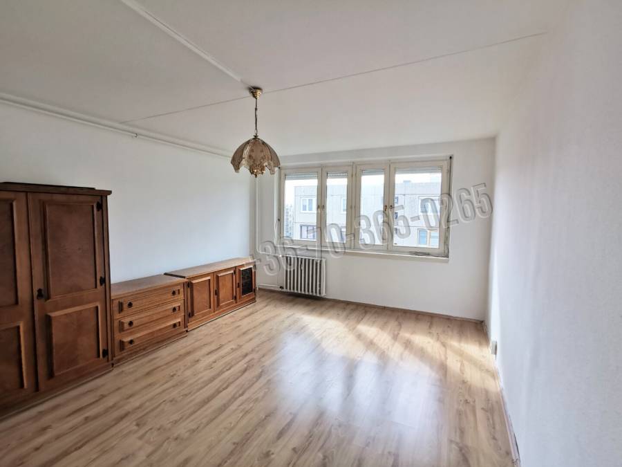 eladó panellakás, Budapest, XXI. kerület